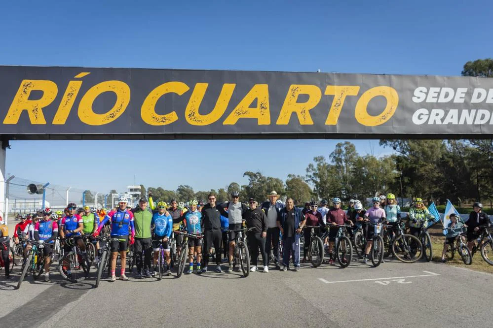 REGION OBJETIVO FOTO RIO CUARTO BICICLETEADA AUTODROMO