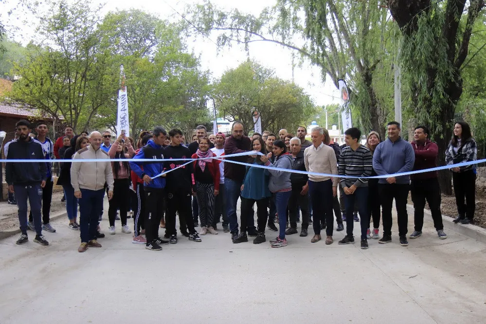 REGION OBJETIVO FOTO VILLA CARLOS PAZ INAUGURACION CALLE PADILLA