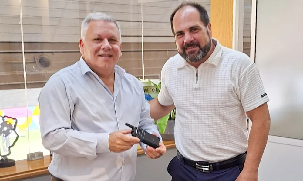 REGION OBJETIVO FOTO ARROYITO EQUIPOS DE COMUNICACION GUARDIA