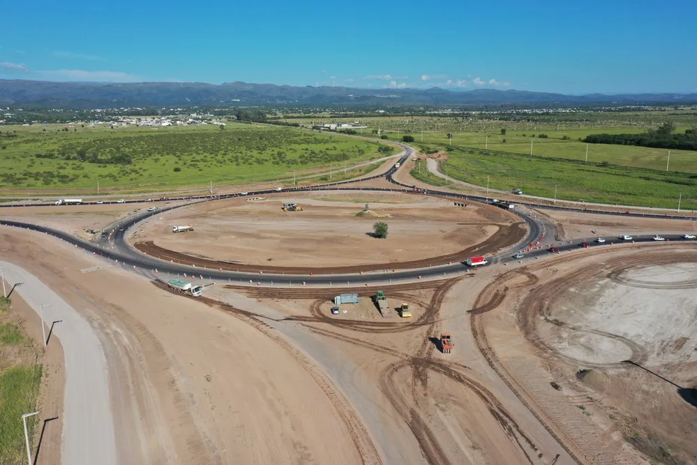 REGION OBJETIVO FOTO AUTOVIA CALAMUCHITA AVANCE 88% 1