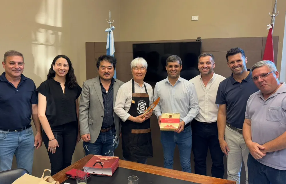 REGION OBJETIVO FOTO JESUS MARIA ZARATE EMPRESARIO COREANO