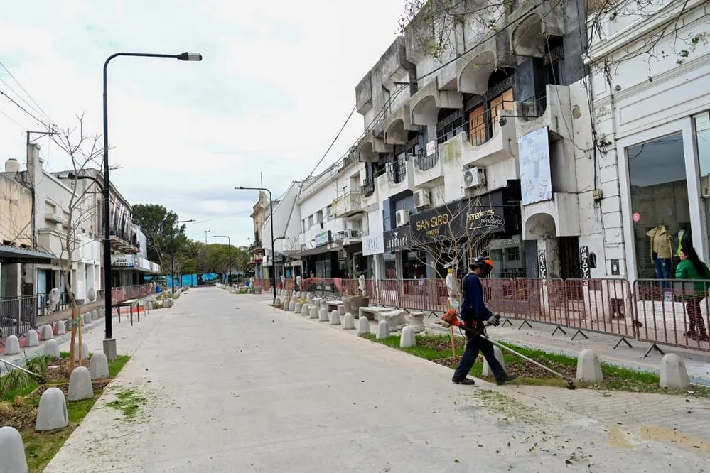REGION OBJETIVO FOTO VILLA MARIA  Centro Comercial a Cielo Abierto 2° ETAPA