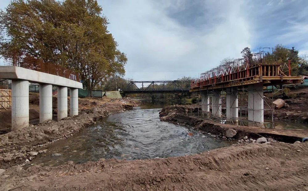 REGION OBJETIVO FOTO SANTA ROSA CALAMUCHITA NUEVO PUENTE COLUMNAS