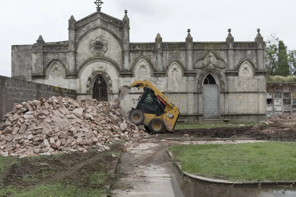 REGION OBJETIVO FOTO RIO CUARTO Obras Cementerio (1)