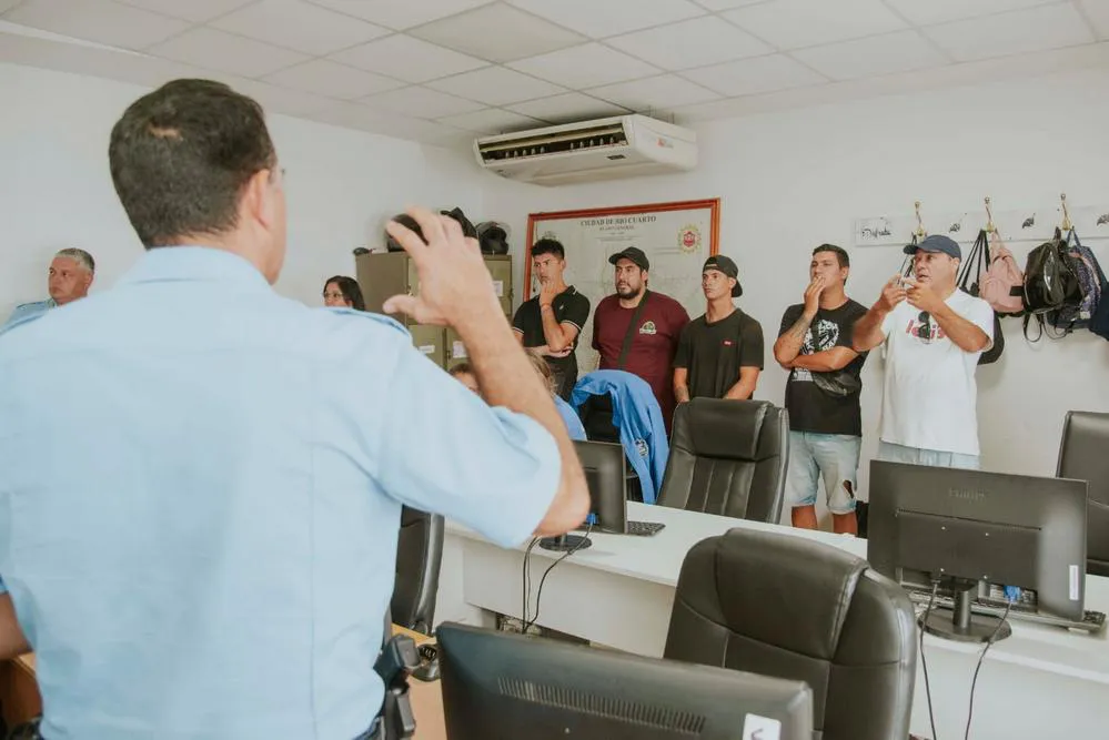 REGION OBJETIVO FOTO RIO CUARTO VISITA CENTRO MONITOREO 1