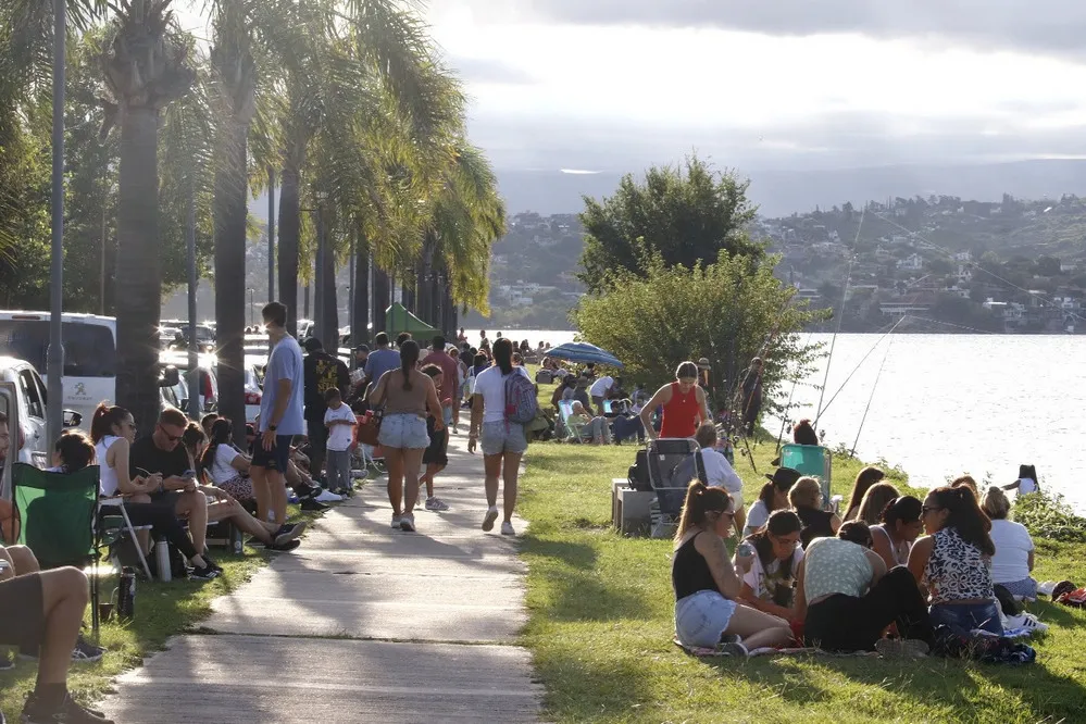 REGION OBJETIVO FOTO VILLA CARLOS PAZ CARNAVAL 2025 4