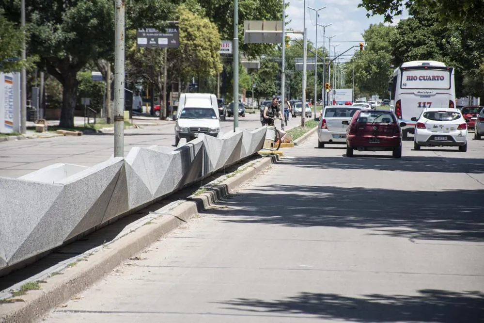 REGION OBJETIVO FOTO RIO CUARTO AVENIDA SABATTINI CANTEROS