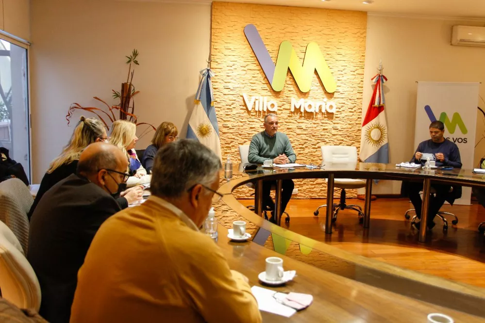 REGION OBJETIVO FOTO VILLA MARIA Reunion con Inspectores por Salud