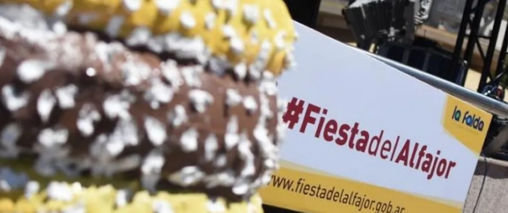 REGION OBJETIVO FOTO LA FALDA FIESTA ALFAJOR 2024 7