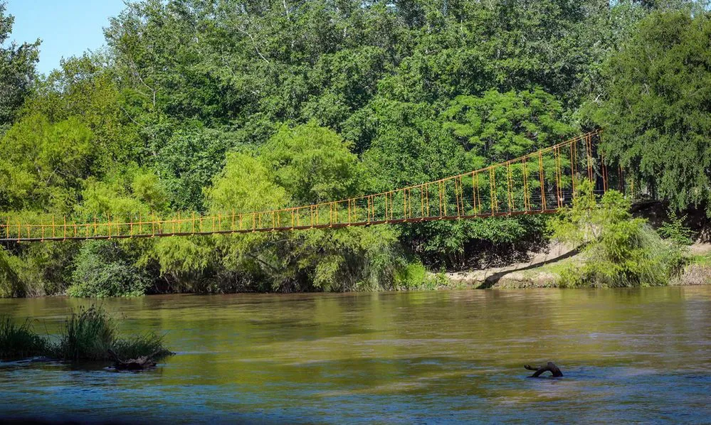 REGION OBJETIVO FOTO ARROYITO RIO XANAES