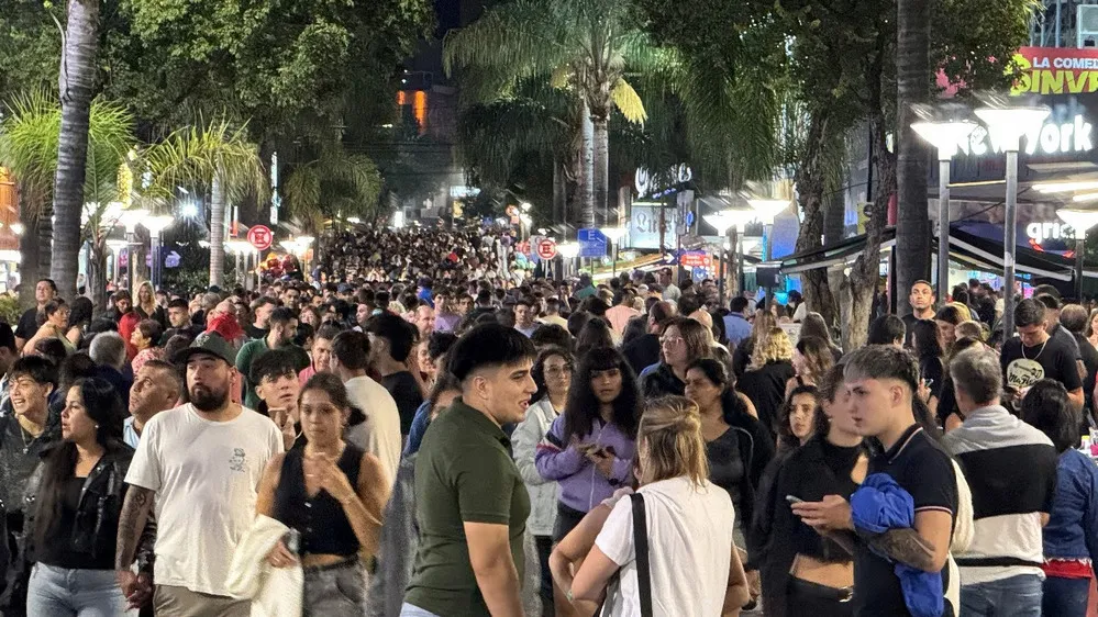 FOTO VILLA CARLOS PAZ TEMPORADA 2025 CIUDAD 9