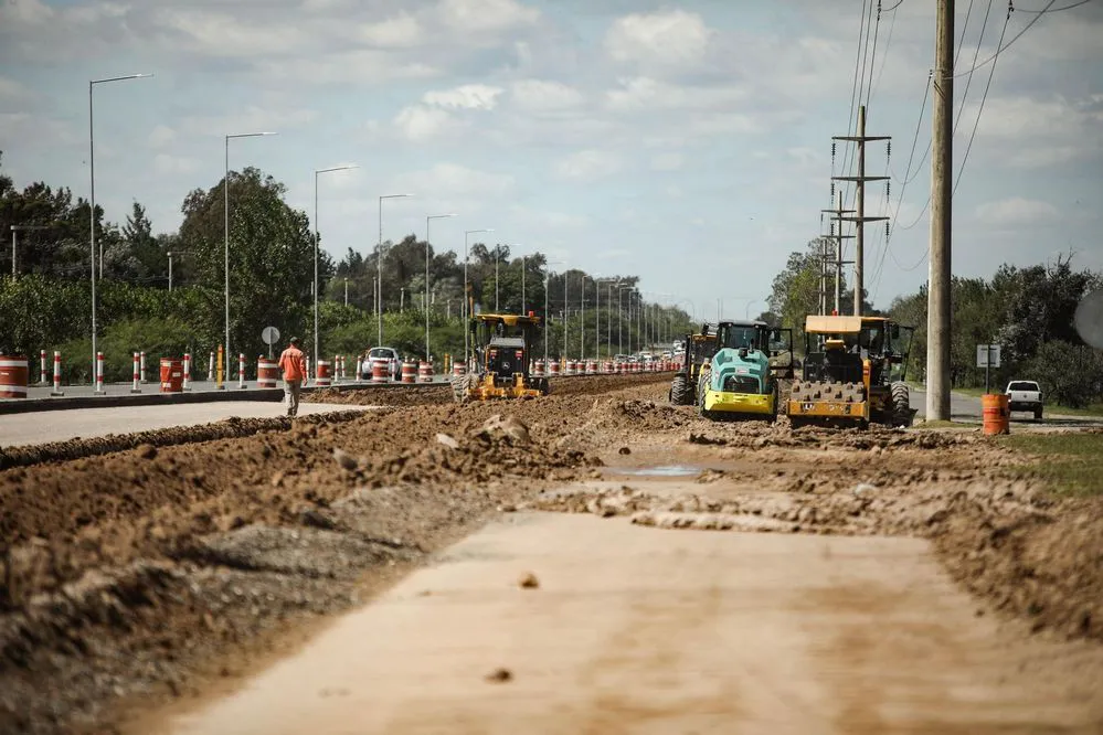 REGION OBJETIVO FOTO VILLA ALLENDE AVENIDA PADRE LUCHESSE DUPLICACION
