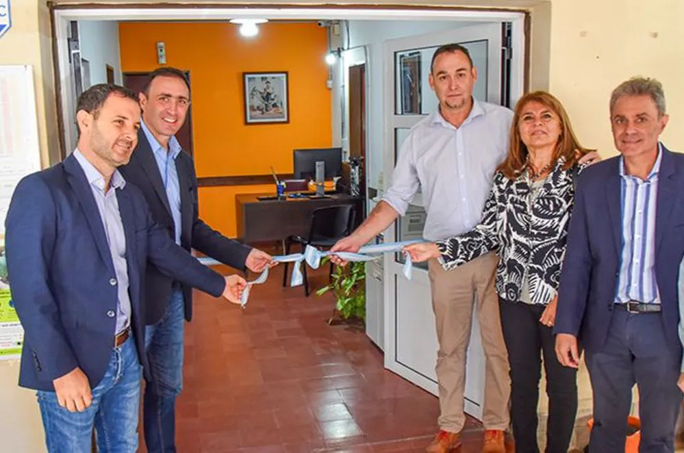 REGION OBJETIVO FOTO TRASLASIERRA REGISTRO CIVIL INAUGURACION