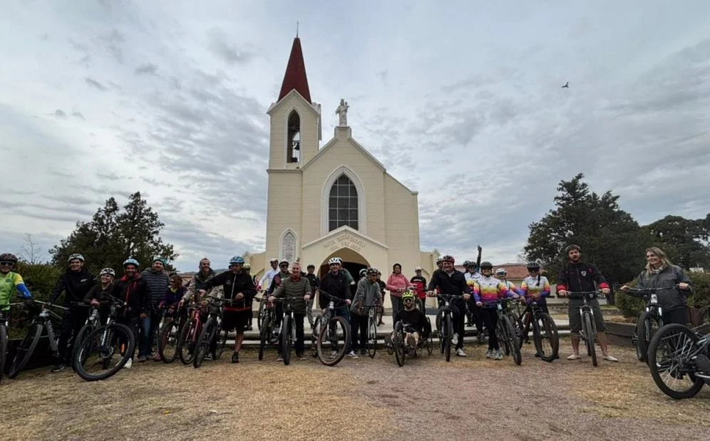 REGION OBJETIVO FOTO LA CUMBRE LANZAMIENTO MES CICLOTURISMO