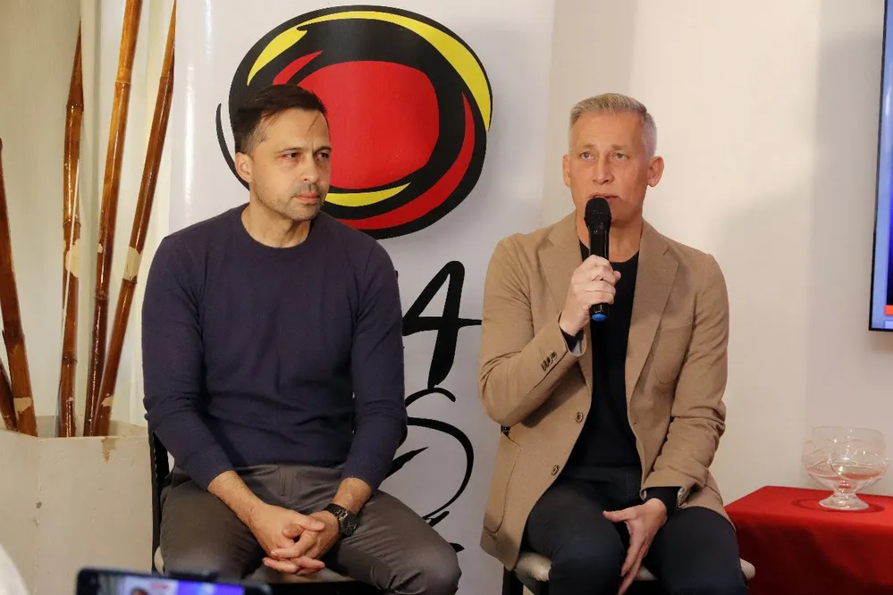 REGION OBJETIVO FOTO VILLA CARLOS PAZ FIESTA PRIMAVERA 11