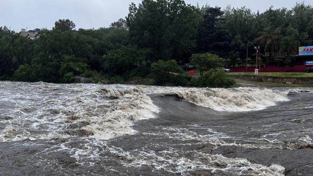 REGION OBJETIVO FOTO VILLA CARLOS PAZ CRECIENTE 090126
