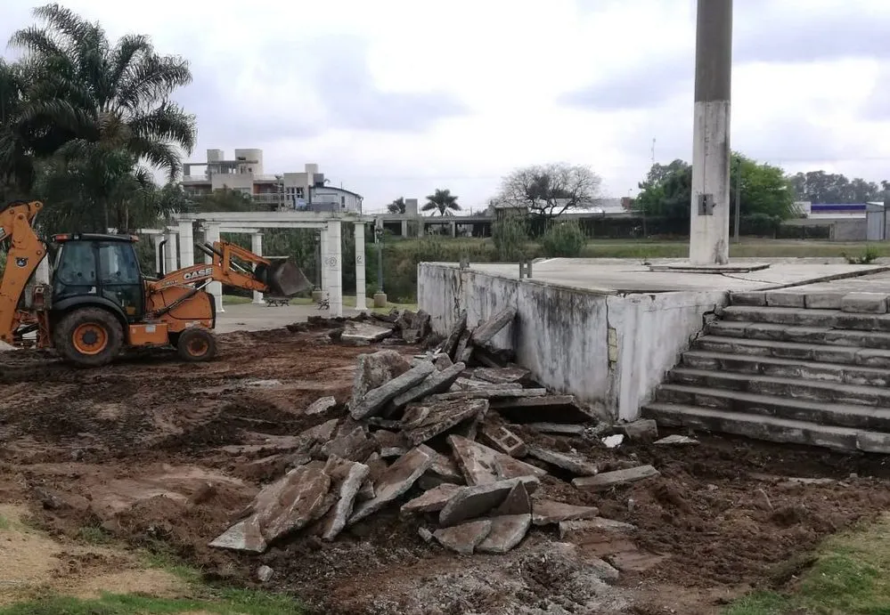 REGION OBJETIVO FOTO BELL VILLE PASEO DE LA RECONSTRUCCION OBRA