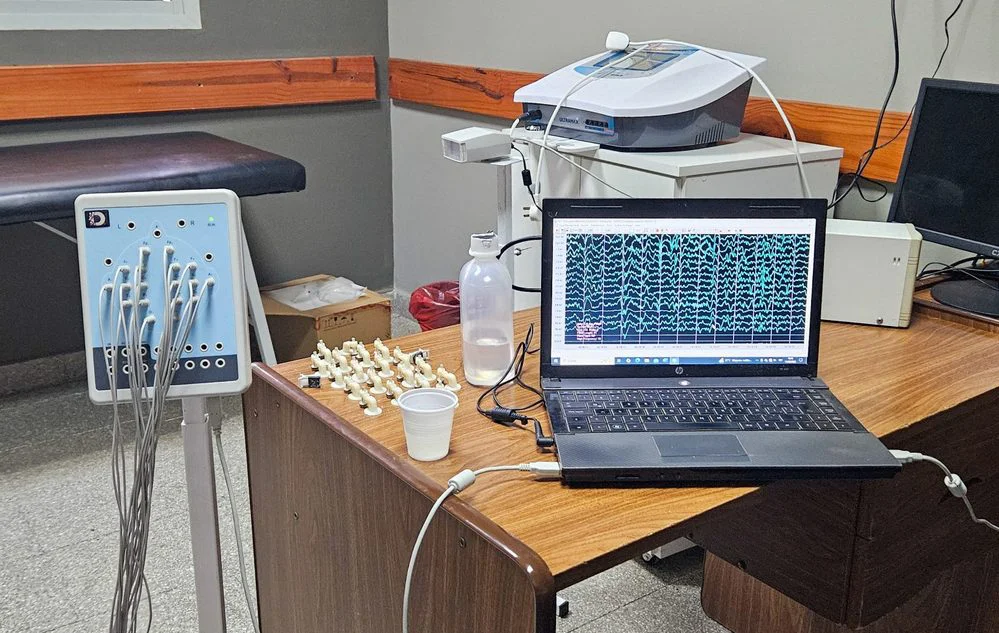 REGION OBJETIVO FOTO ARROYITO ENCEFALOGRAFO HOSPITAL MUNICIPAL 2