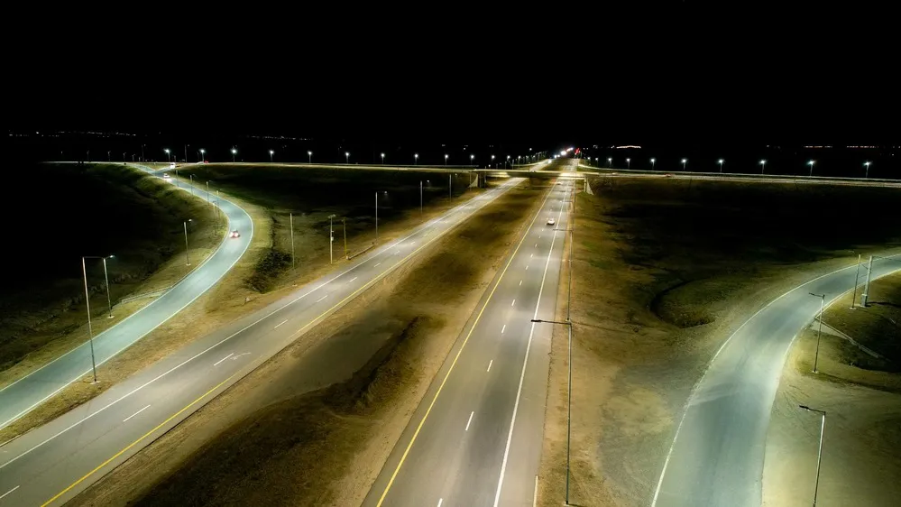 REGION OBJETIVO FOTO AUTOVIA JUAREZ CELMAN ILUMINACION 2