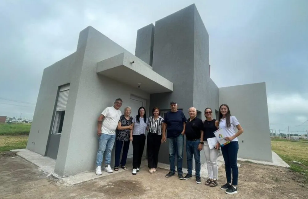 REGION OBJETIVO FOTO MARCOS JUAREZ ENTREGA DE VIVIENDA PROMUVI