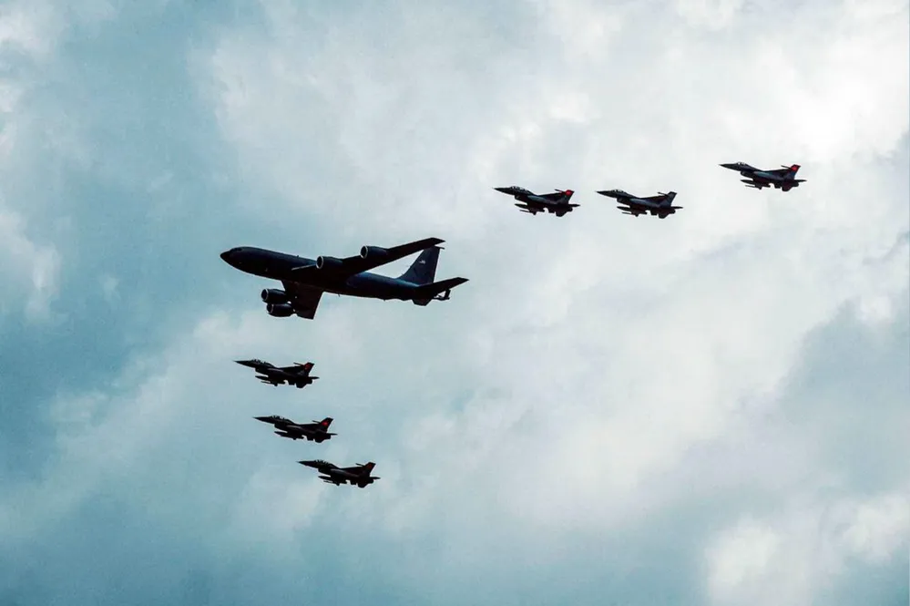 REGION OBJETIVO FOTO RIO CUARTO LLEGADA AVIONES 2