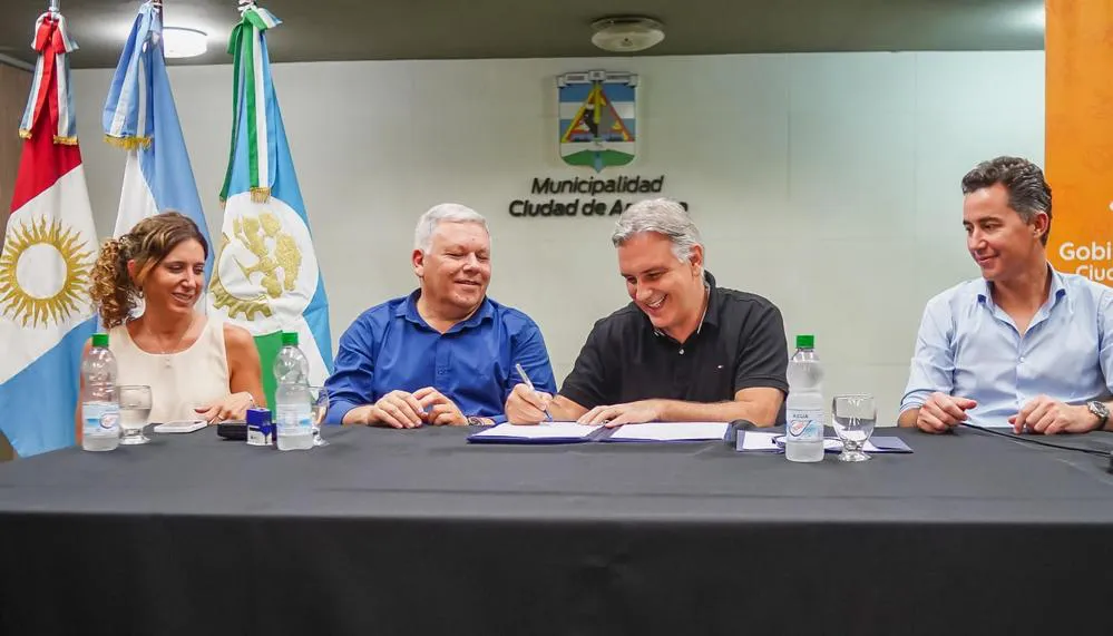 REGION OBJETIVO FOTO ARROYITO LLARYORA COSTANERA