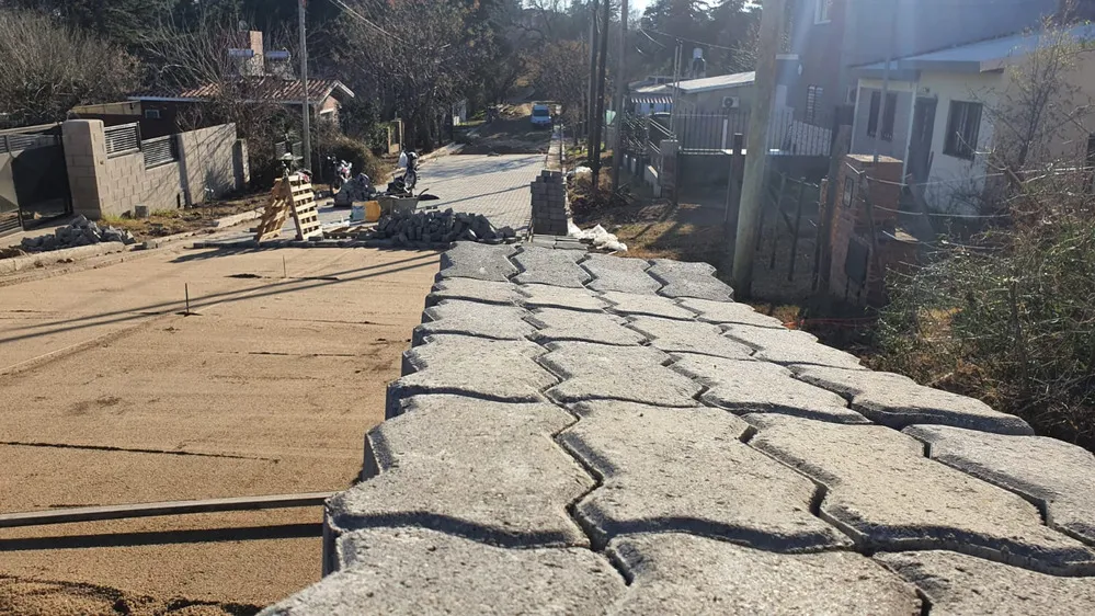 REGION OBJETIVO FOTO VILLA CARLOS PAZ ADOQUINADO CARLOS PAZ SIERRAS