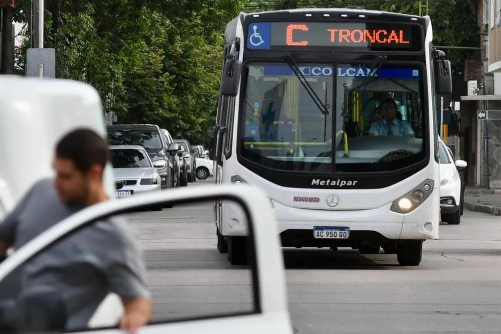 REGION OBJETIVO FOTO RIO CUARTO TRANSPORTE URBANO BOLETO