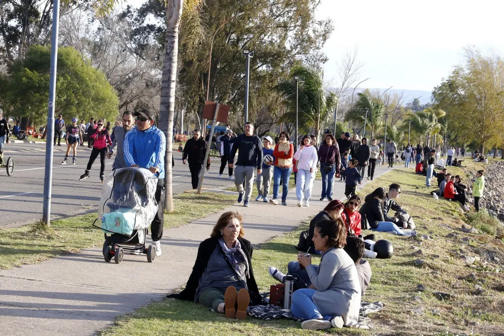 REGION OBJETIVO FOTO VILLA CARLOS PAZ VACACIONES DE INVIERNO FINAL 1