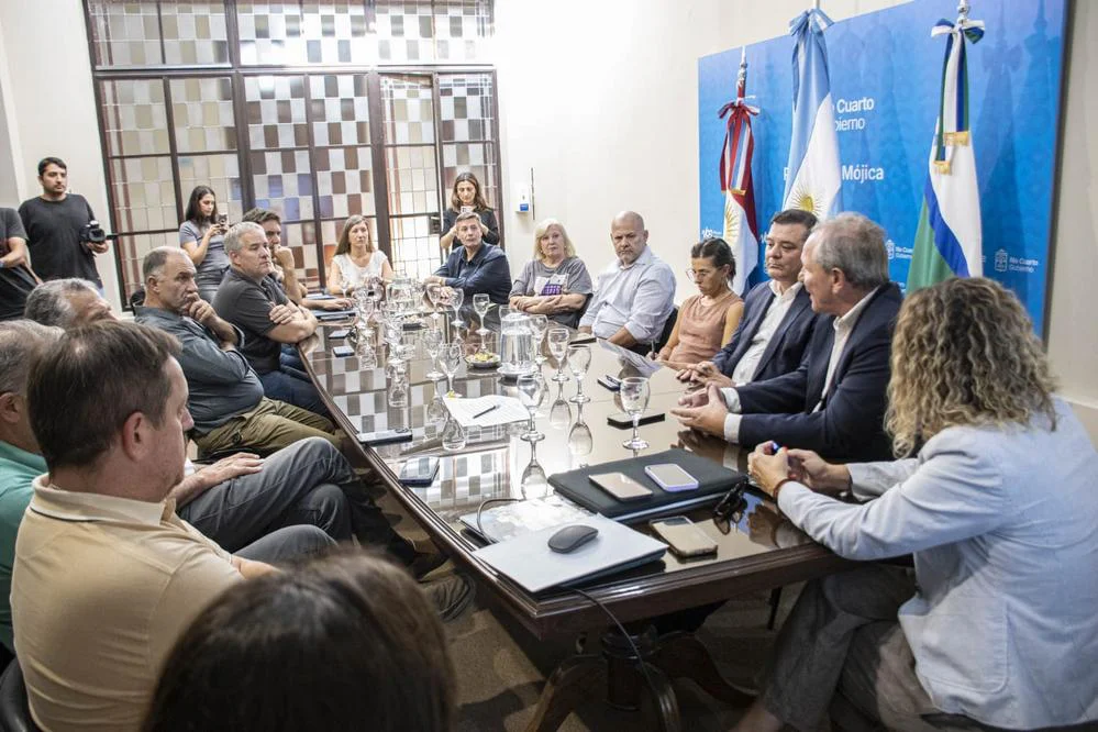 REGION OBJETIVO FOTO RIO CUARTO REUNION COMTUR