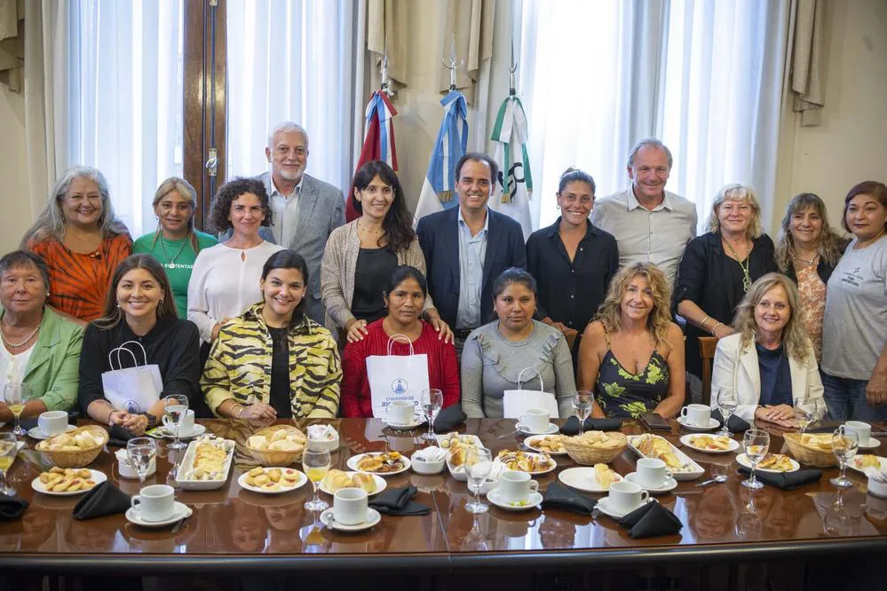 REGION OBJETIVO FOTO RIO CUARTO DIA DE LA MUJER DESAYUNO 1