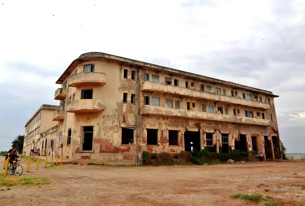 REGION OBJETIVO FOTO MIRAMAR DE ANSENUZA HOTEL VIENA FACE