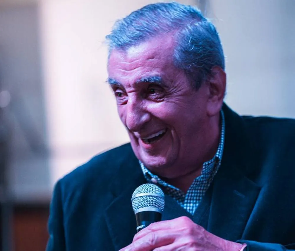 REGION OBJETIVO FOTO NEGRO ALVAREZ FACE 2