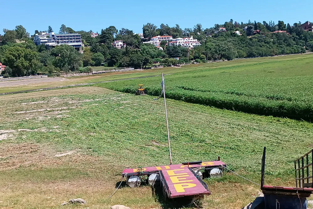 REGION OBJETIVO FOTO VILLA CARLOS PAZ LIMPIEZA DE COSTAS