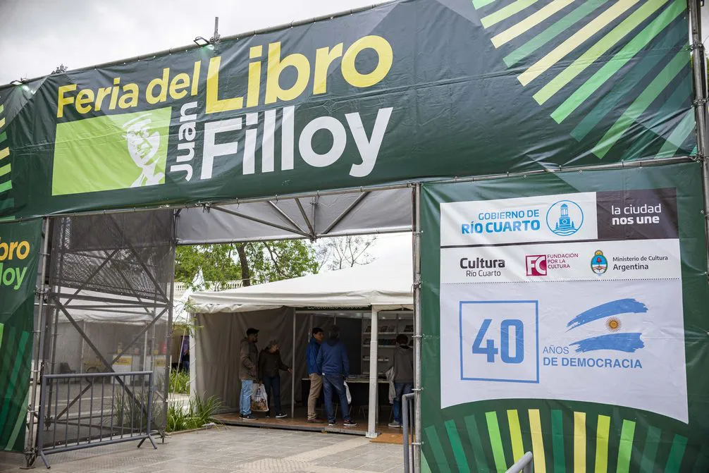 REGION OBJETIVO FOTO RIO CUARTO FeriadelLibro_27