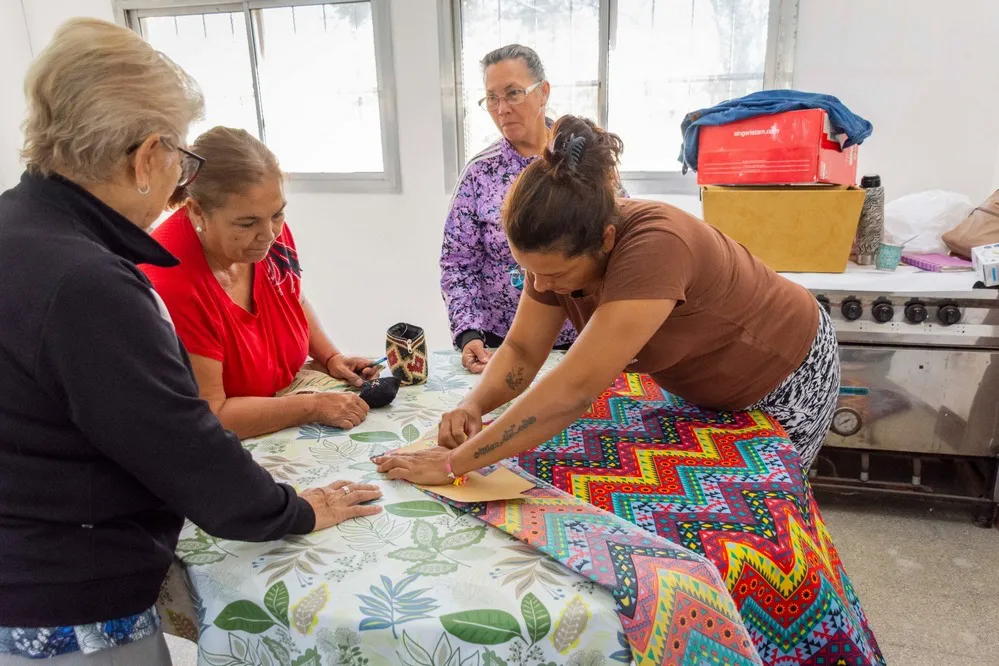 REGION OBJETIVO FOTO RIO CUARTO TRAMA EMPRENDEDORA MOCHILAS CARTUCHERAS 1