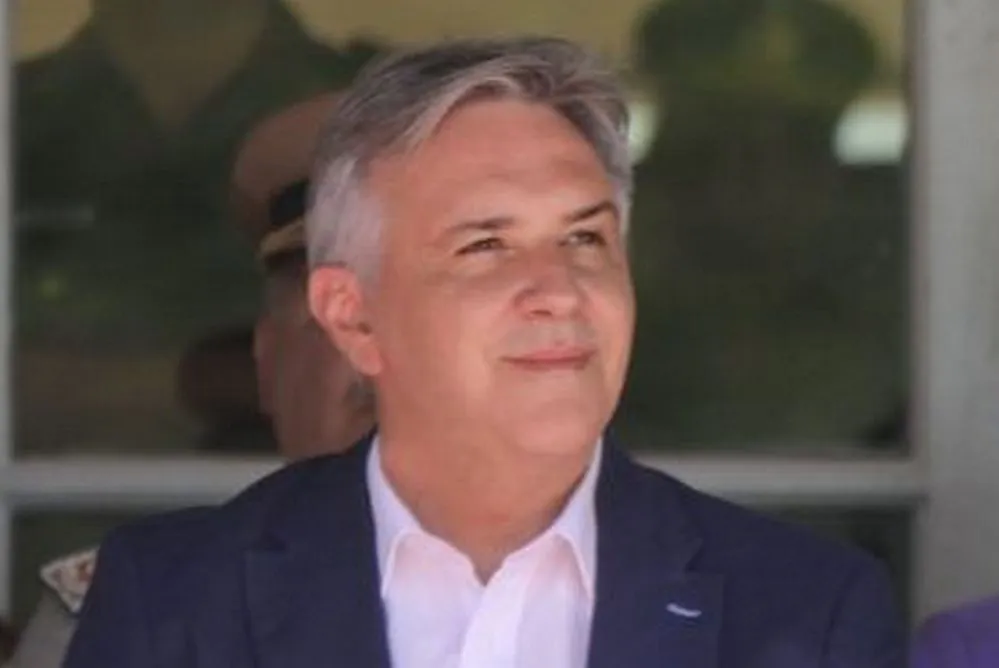 REGION OBJETIVO FOTO LLARYORA RECORTADA