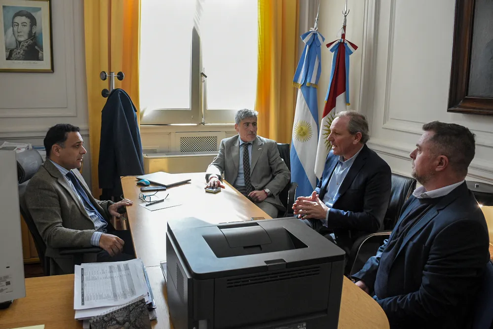 REGION OBJETIVO FOTO RIO CUARTO REUNION QUINTEROS FISCAL GRAL