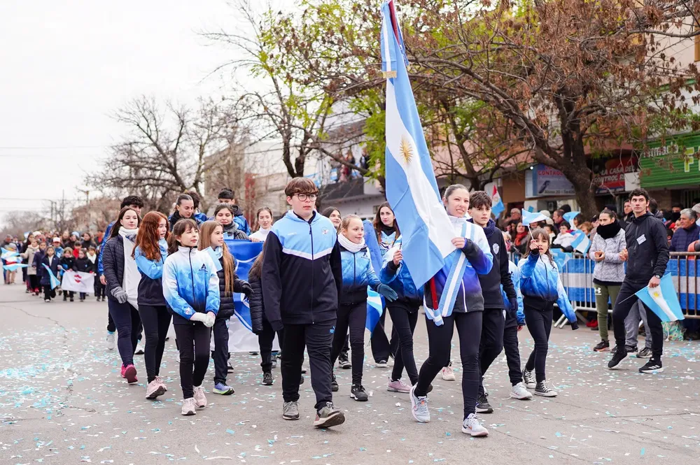 REGION OBJETIVO FOTO RIO TERCERO 9 DE JULIO DESFILE 5