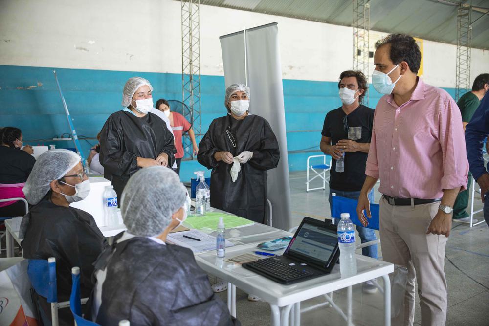 Ya se inmunizó a más de 500 personas mayores de 70 años