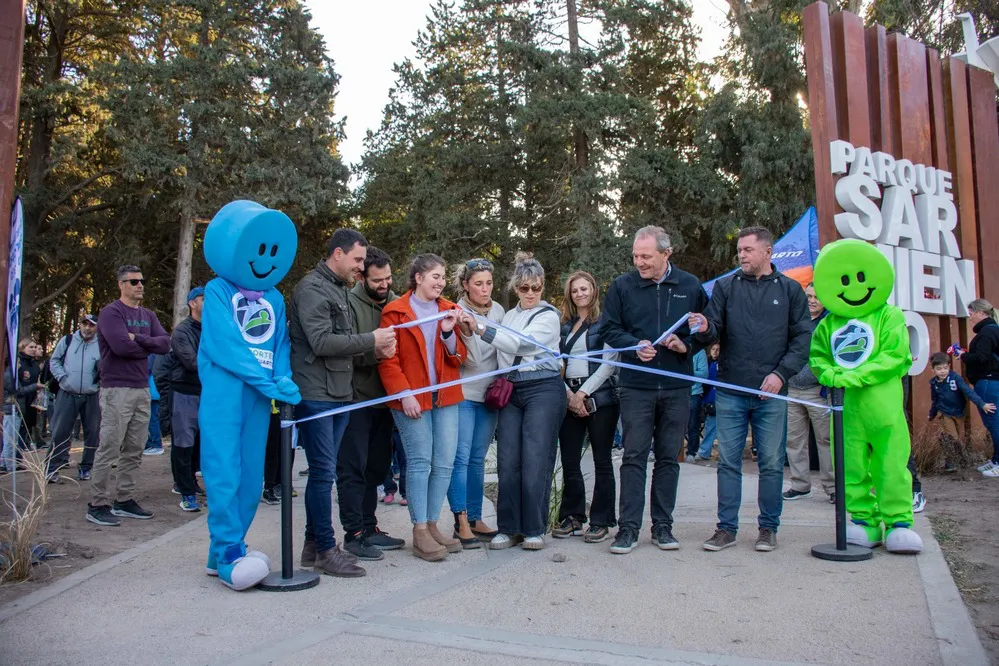 REGION OBJETIVO FOTO RIO CUARTO INAUGURACION PASEO EMPRENDEDORES