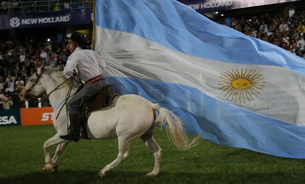 REGION OBJETIVO FOTO JESUS MARIA FESTIVAL BANDERA