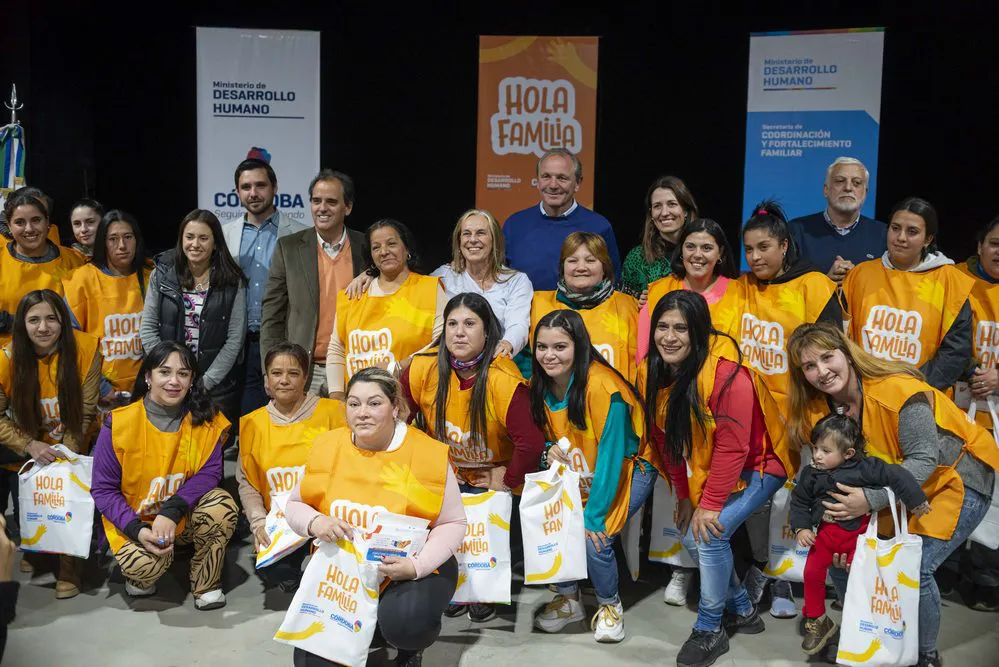 REGION OBJETIVO FOTO RIO CUARTO Hola_Familia_50