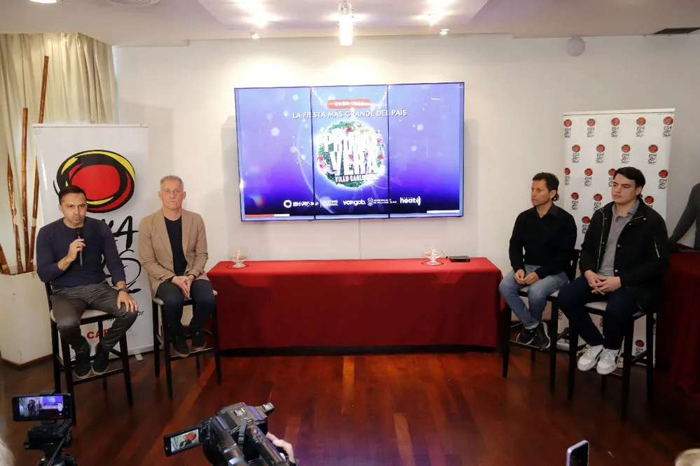 REGION OBJETIVO FOTO VILLA CARLOS PAZ FIESTA PRIMAVERA 8