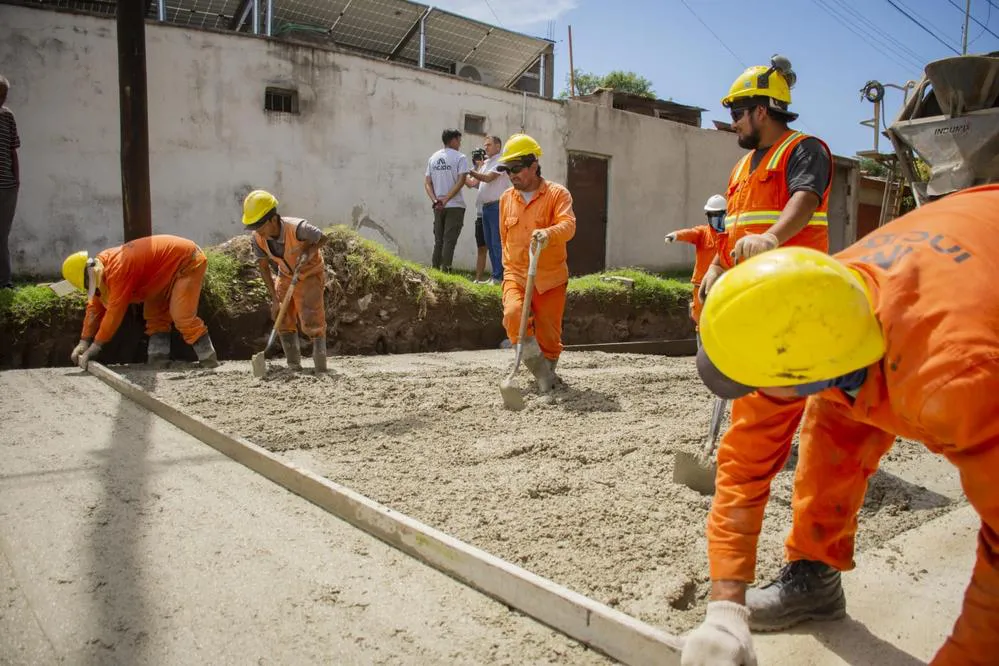 REGION OBJETIVO FOTO RIO CUARTO PAVIMENTO BARRIO ALBERDI