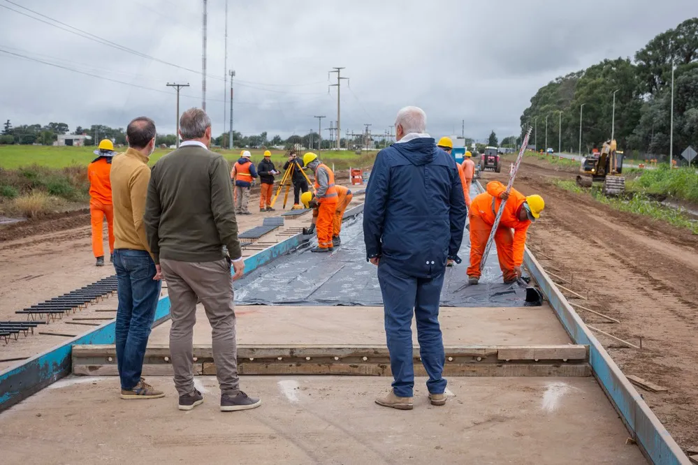 REGION OBJETIVO FOTO RIO CUARTO DUPLICACION RUTA 30 DE RIVAS OBERTI