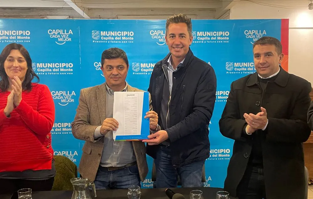 REGION OBJETIVO FOTO CAPILLA DEL MONTE CALVO DÍAZ AGUA FONDOS