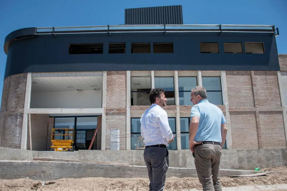 REGION OBJETIVO FOTO RIO CUARTO EDIFICIO UCC