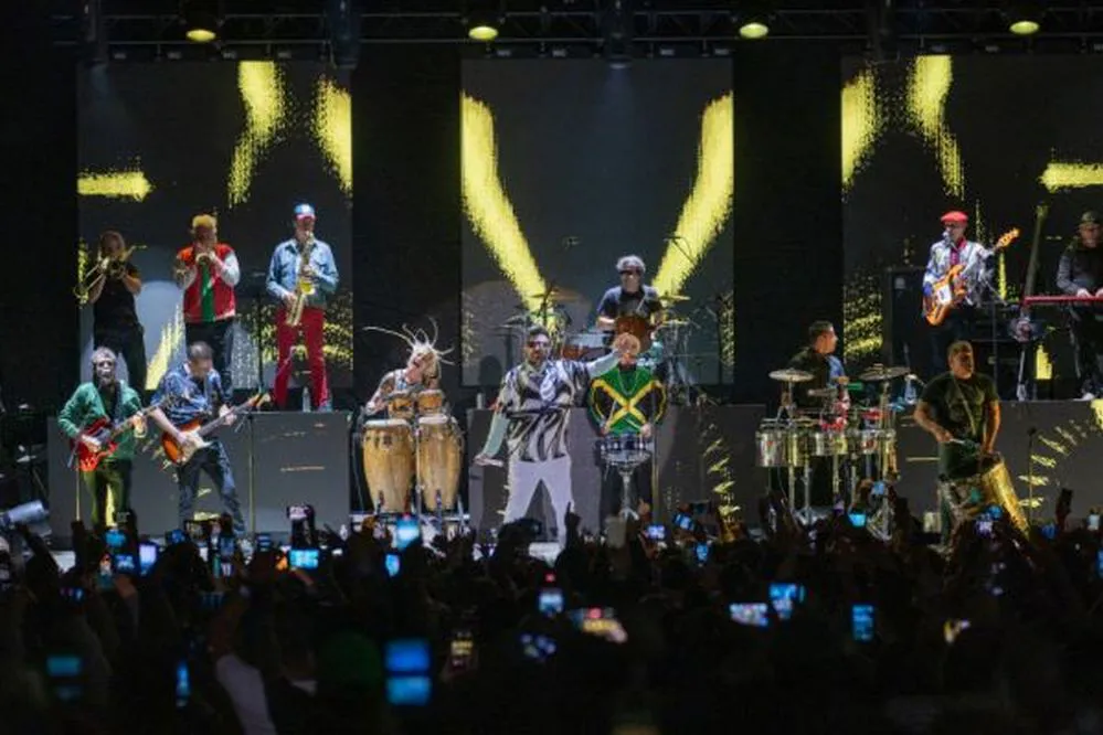 REGION OBJETIVO FOTO AUTENTICOS DECADENTES  gira-mexico-mayo-2024_04