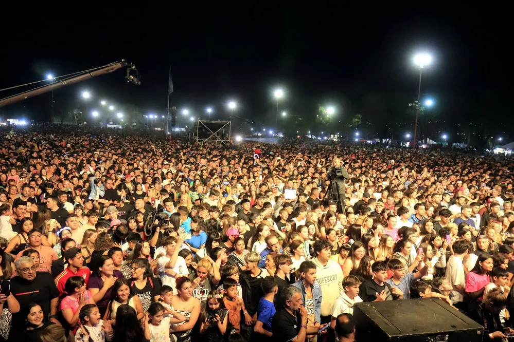 REGION OBJETIVO FOTO VILLA CARLOS PAZ FIESTA PRIMAVERA 2023 3